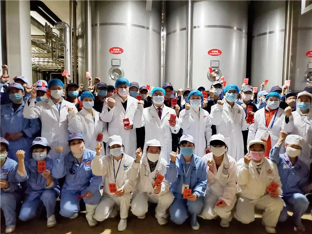 AG旗舰厅集团加班加点保生产 捐赠百万物资助力疫情防控