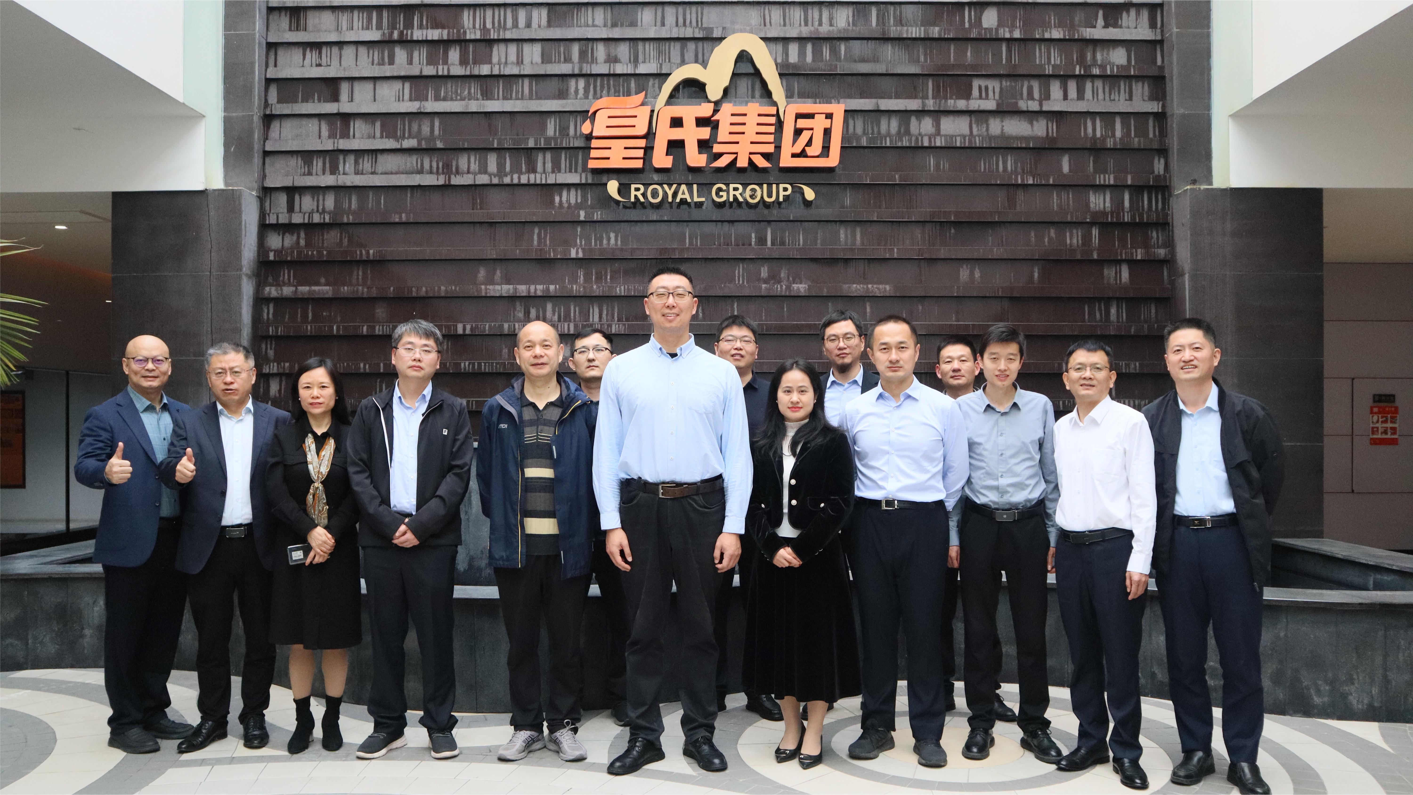 安徽省阜阳市颍东区领导及农业银行安徽省分行领导莅临AG旗舰厅集团指导交流