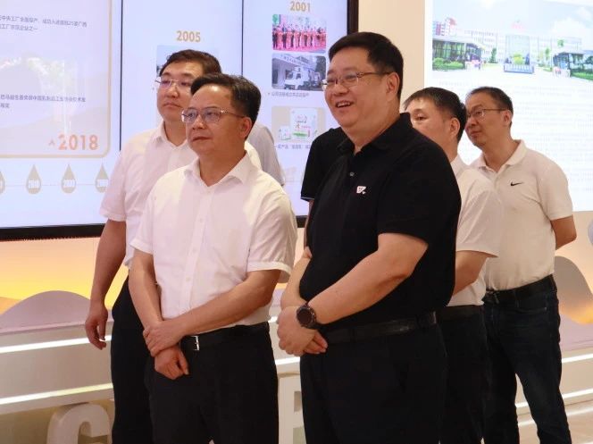 江西省委组织部副部长王小林一行莅临AG旗舰厅集团走访调研