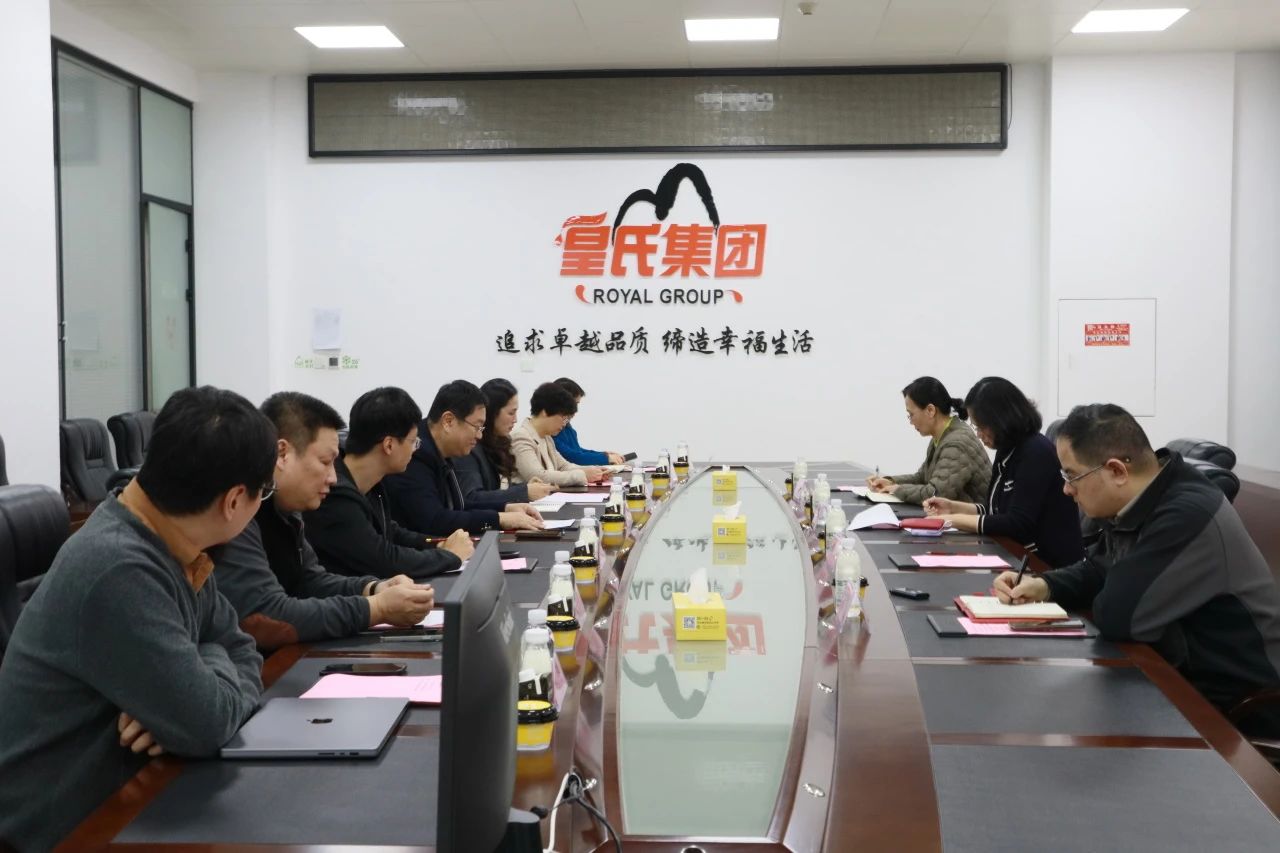 南宁市高新区党工委书记卢晴到AG旗舰厅集团调研指导